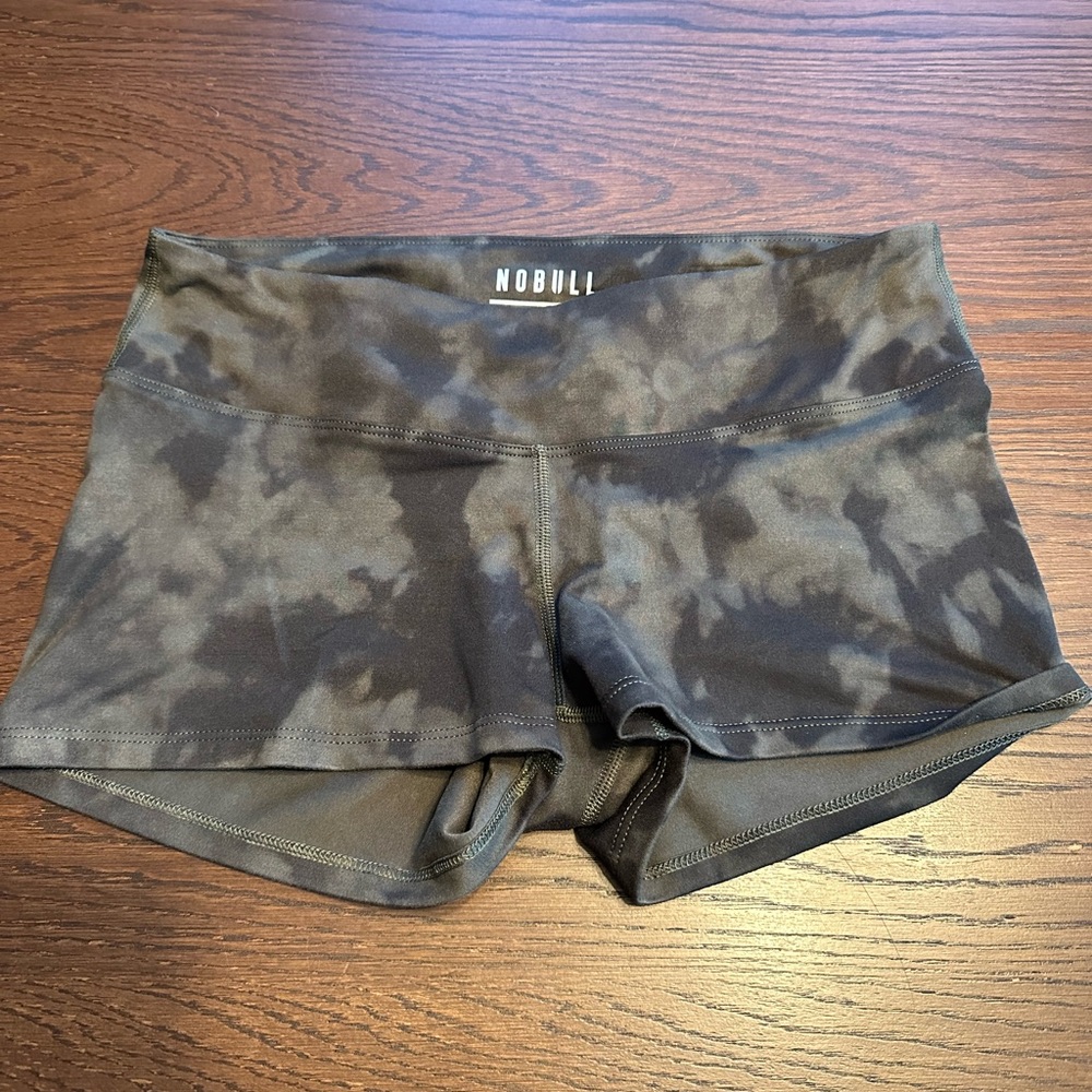 Nobull shorts - Tie-dye Low-rise Matte Short 2"